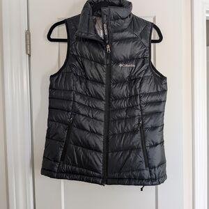 Columbia Women's Black Quilted Puffer Vest